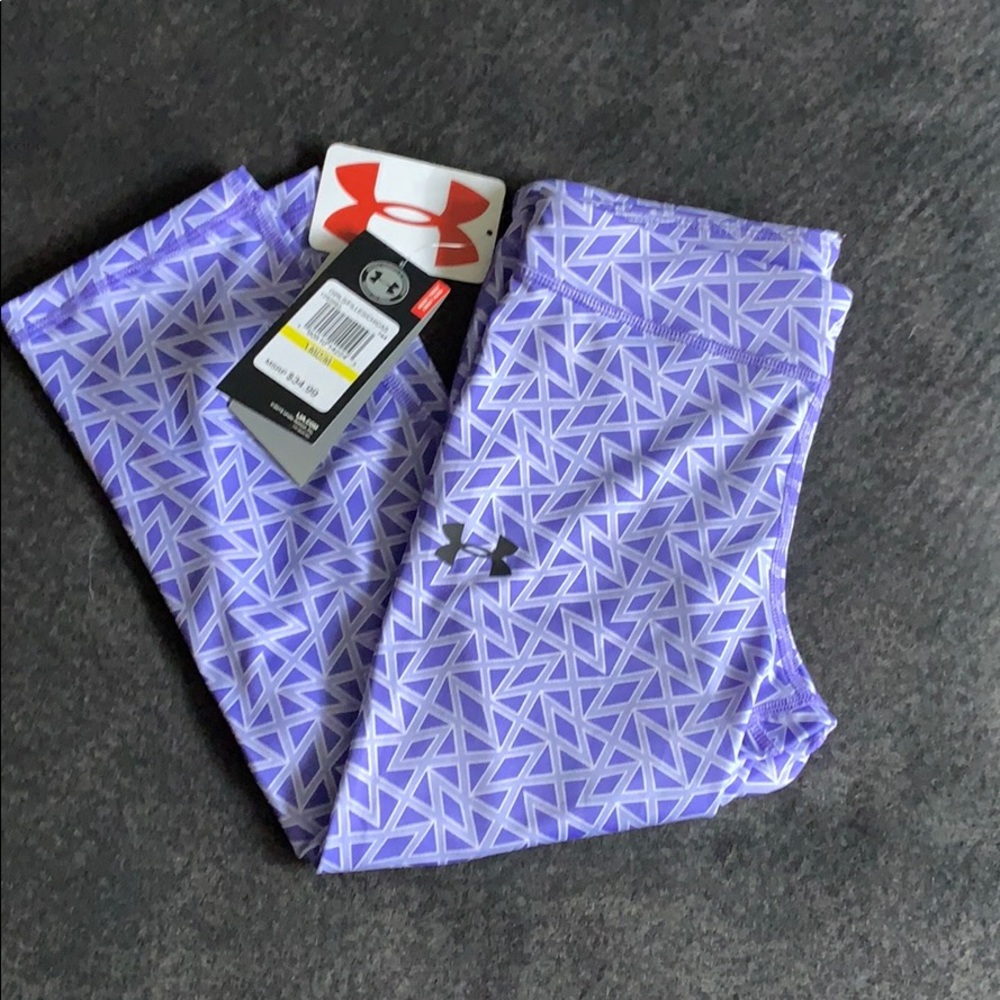 NWT Under Armour  girls purple capris